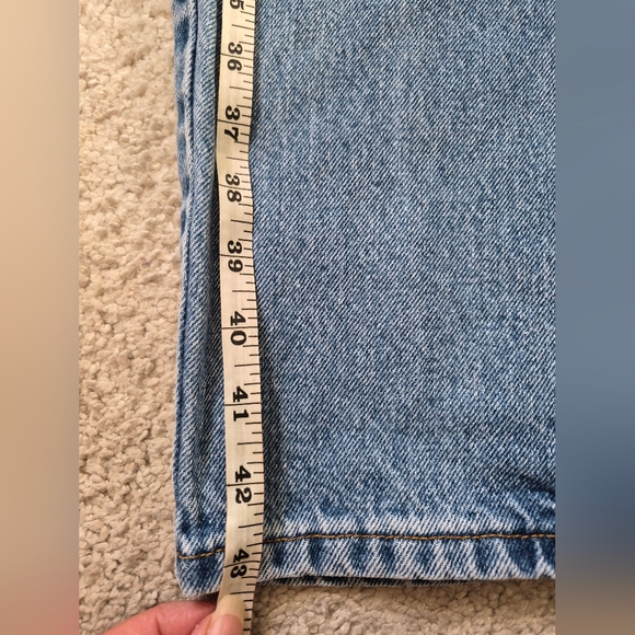 Vintage Levi's Blue Women's Jeans - Picture 7 of 8